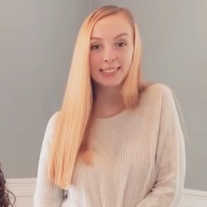 Meet your Posher, Kelsey